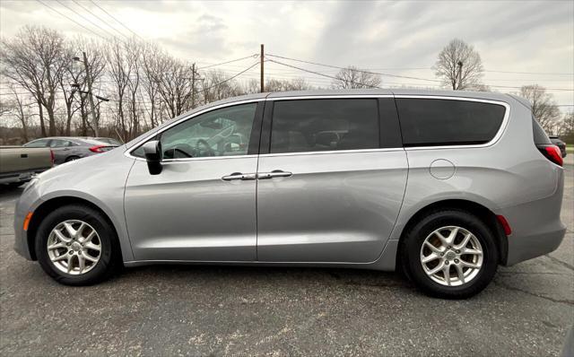 used 2017 Chrysler Pacifica car, priced at $14,995