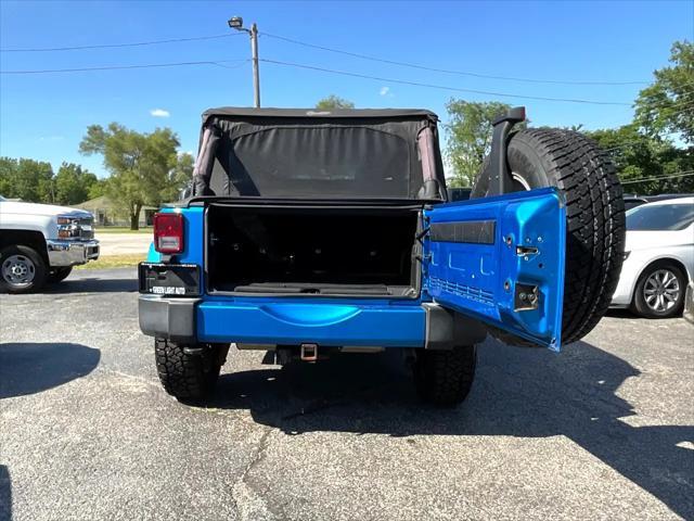 used 2016 Jeep Wrangler Unlimited car, priced at $26,995