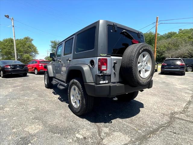 used 2015 Jeep Wrangler Unlimited car, priced at $20,895