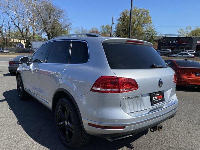 used 2017 Volkswagen Touareg car, priced at $17,495