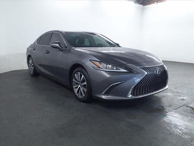 used 2021 Lexus ES 300h car, priced at $31,498