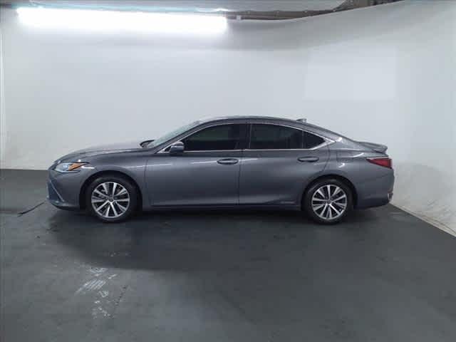 used 2021 Lexus ES 300h car, priced at $31,498