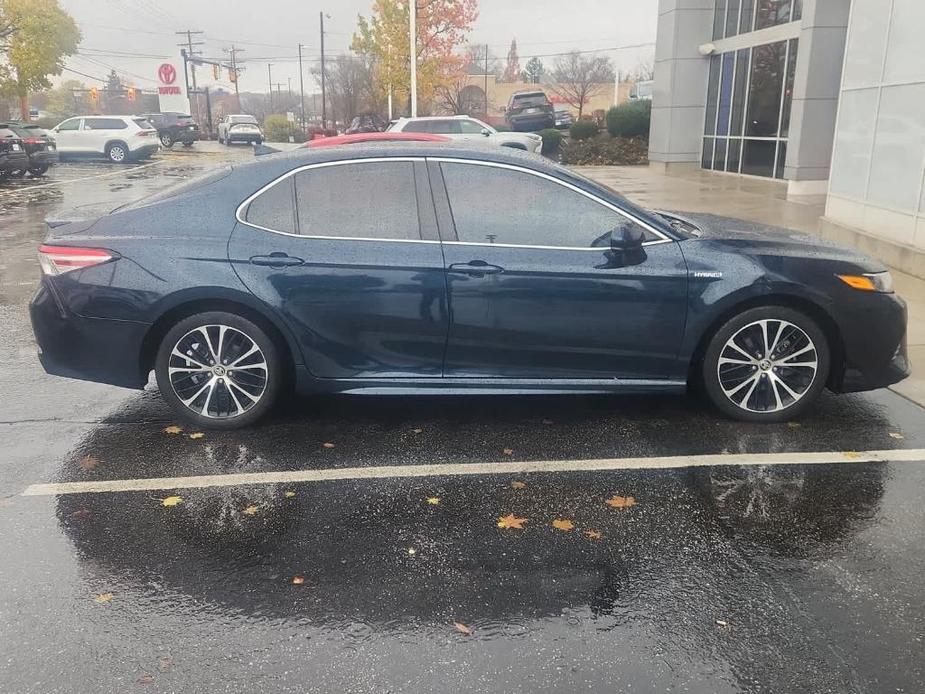 used 2020 Toyota Camry Hybrid car, priced at $23,389