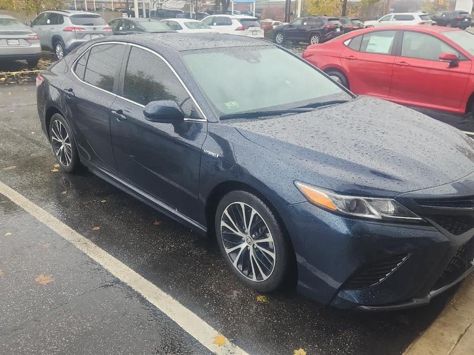 used 2020 Toyota Camry Hybrid car, priced at $23,389