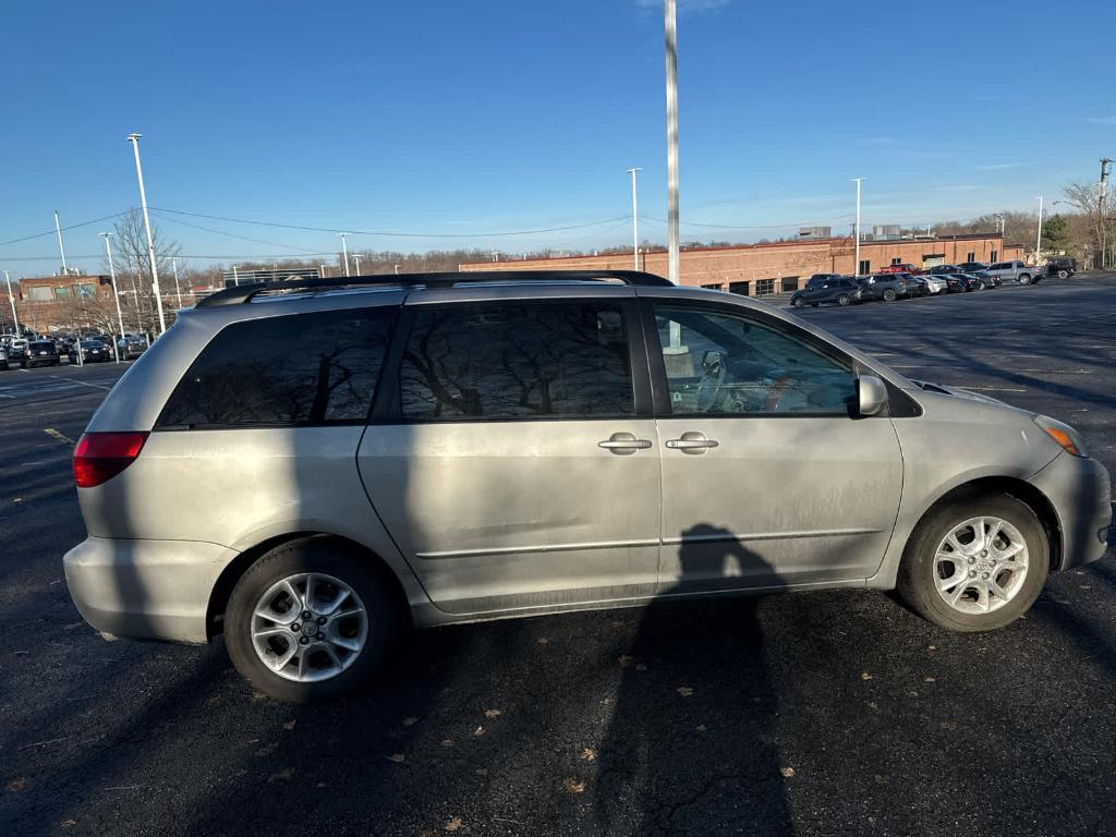 used 2005 Toyota Sienna car, priced at $6,789