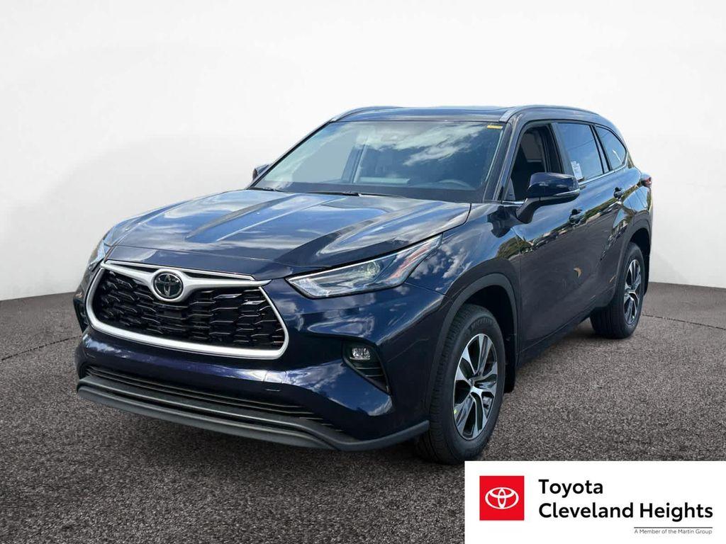 new 2025 Toyota Highlander car, priced at $47,678