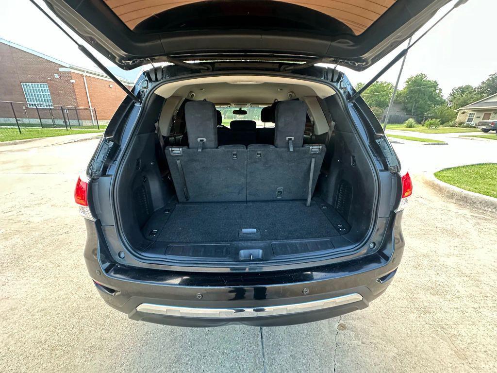 used 2016 Nissan Pathfinder car, priced at $6,299
