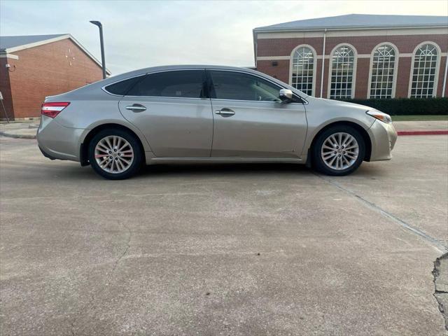 used 2013 Toyota Avalon Hybrid car, priced at $8,799