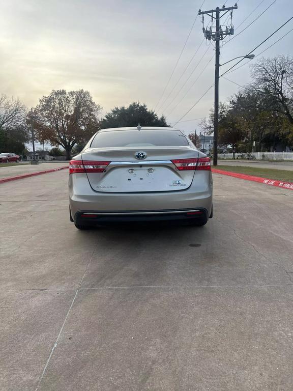 used 2013 Toyota Avalon Hybrid car, priced at $8,999