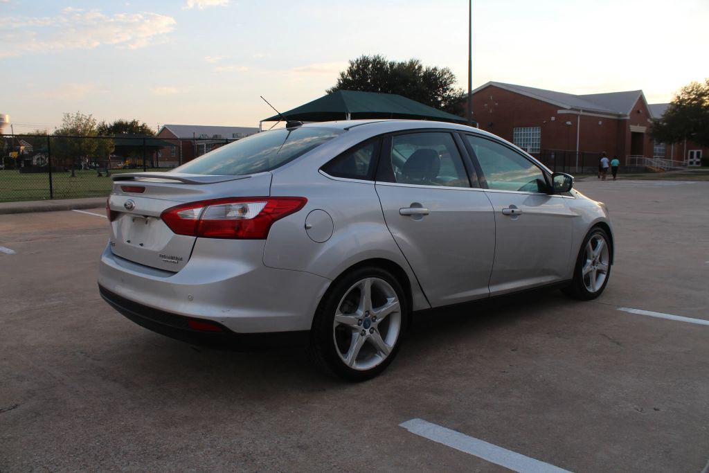 used 2014 Ford Focus car, priced at $5,250