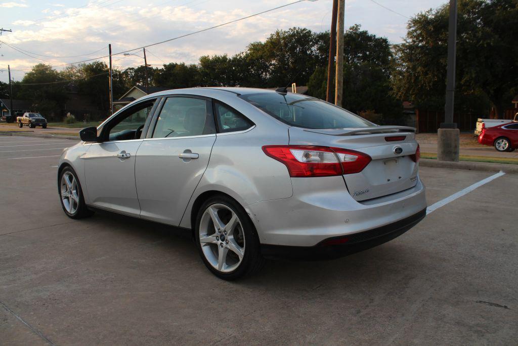 used 2014 Ford Focus car, priced at $5,250