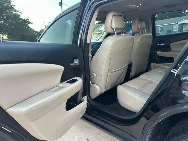 used 2012 Chrysler 200 car, priced at $3,999