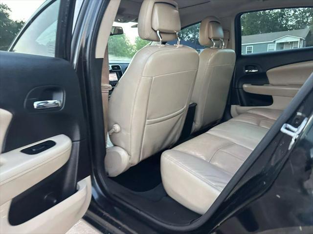 used 2012 Chrysler 200 car, priced at $3,999