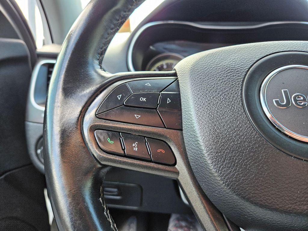 used 2020 Jeep Cherokee car, priced at $12,499