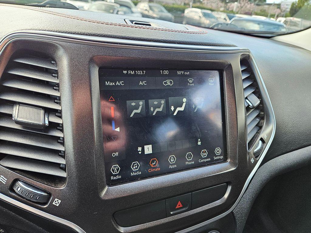 used 2020 Jeep Cherokee car, priced at $12,499