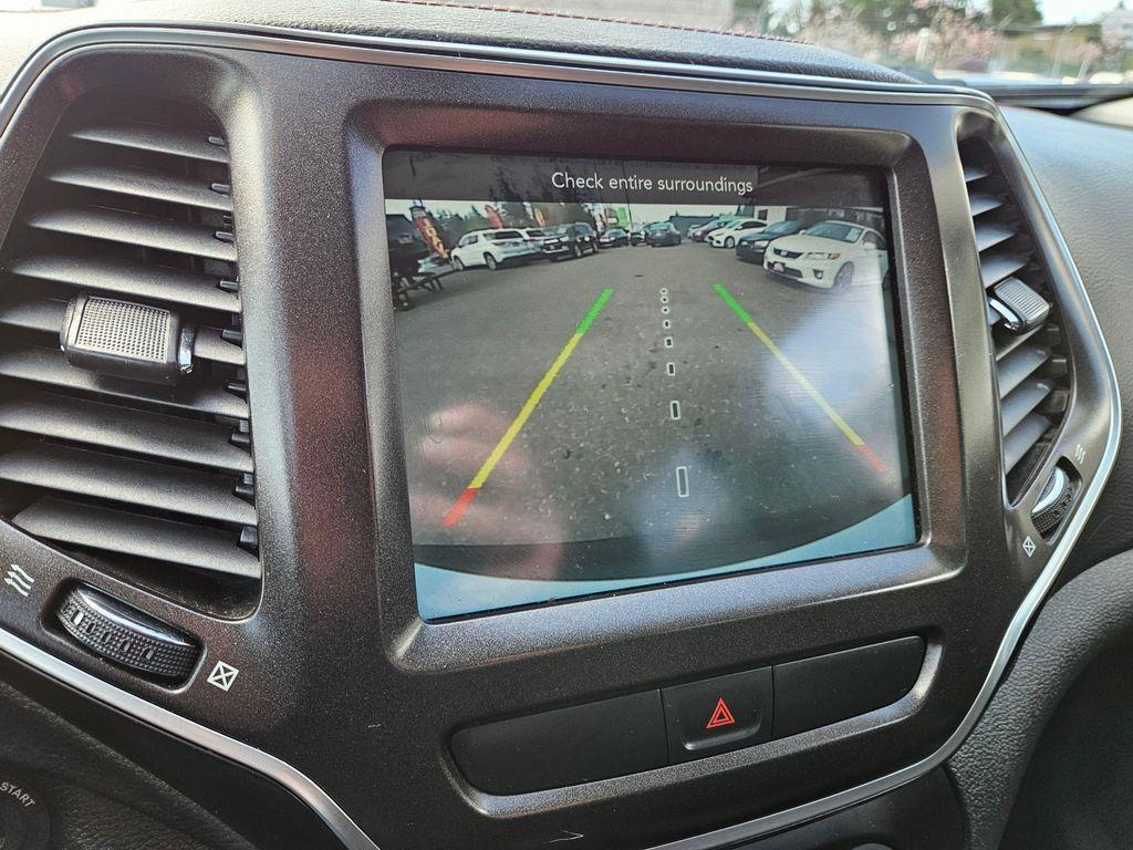used 2020 Jeep Cherokee car, priced at $12,499