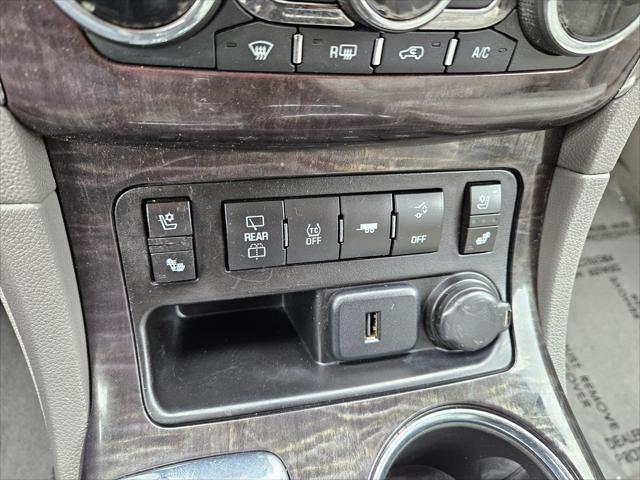 used 2015 Buick Enclave car, priced at $9,999