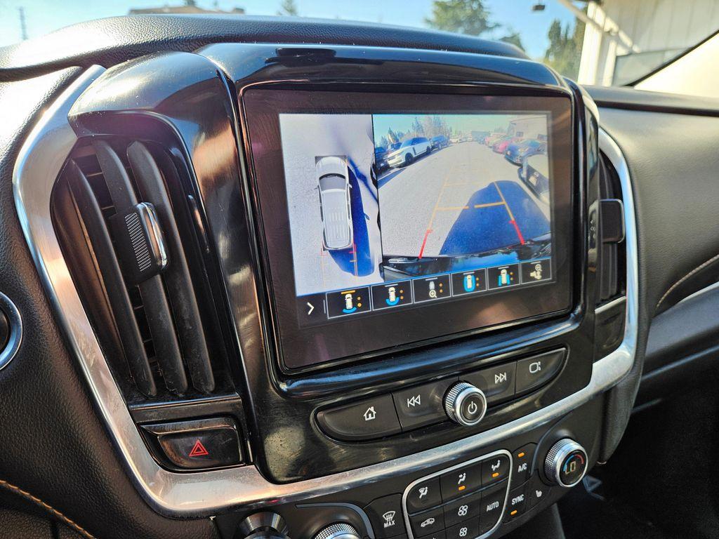 used 2020 Chevrolet Traverse car, priced at $25,499