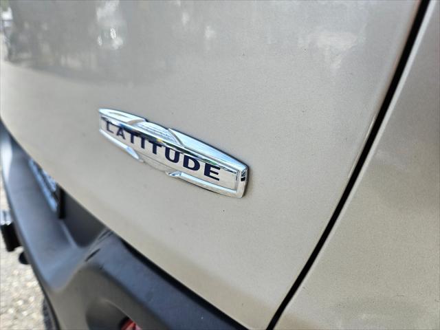 used 2015 Jeep Cherokee car, priced at $8,499