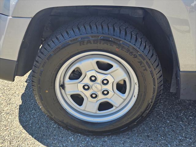 used 2015 Jeep Patriot car, priced at $5,499