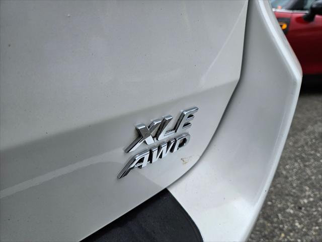 used 2016 Toyota Sienna car, priced at $18,899