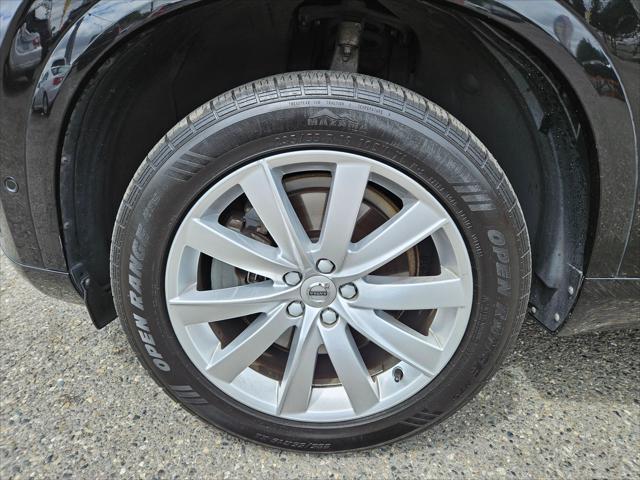 used 2018 Volvo XC90 car, priced at $16,999