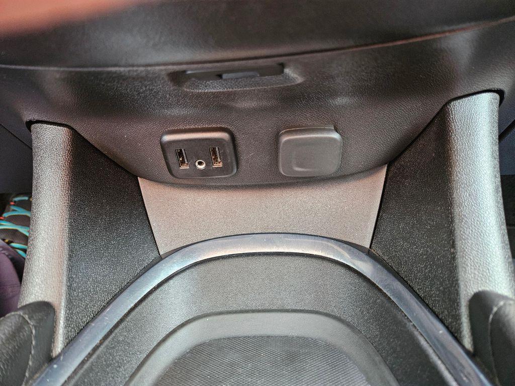 used 2018 Chevrolet Malibu car, priced at $15,999