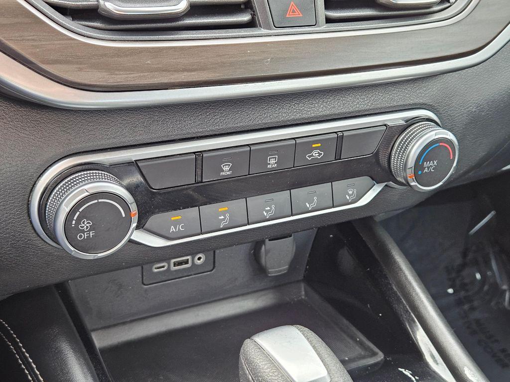 used 2023 Nissan Altima car, priced at $20,999