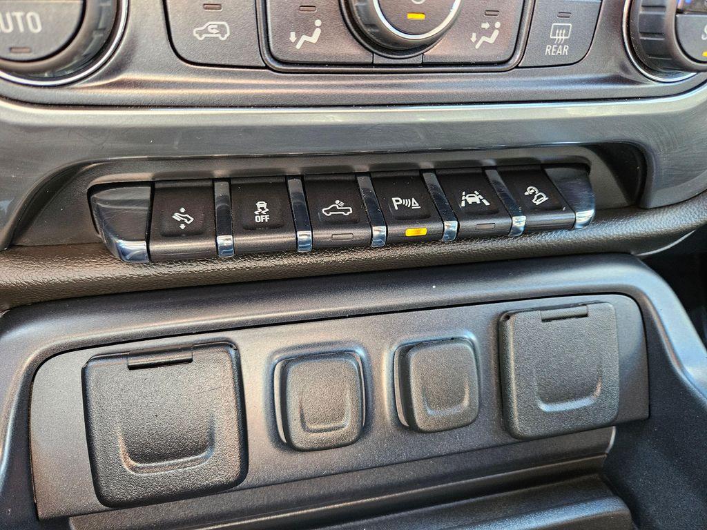 used 2018 Chevrolet Silverado 1500 car, priced at $32,299