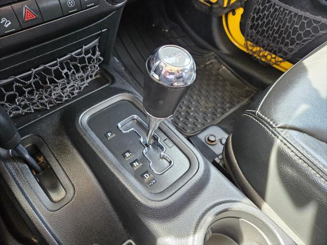 used 2015 Jeep Wrangler Unlimited car, priced at $20,299