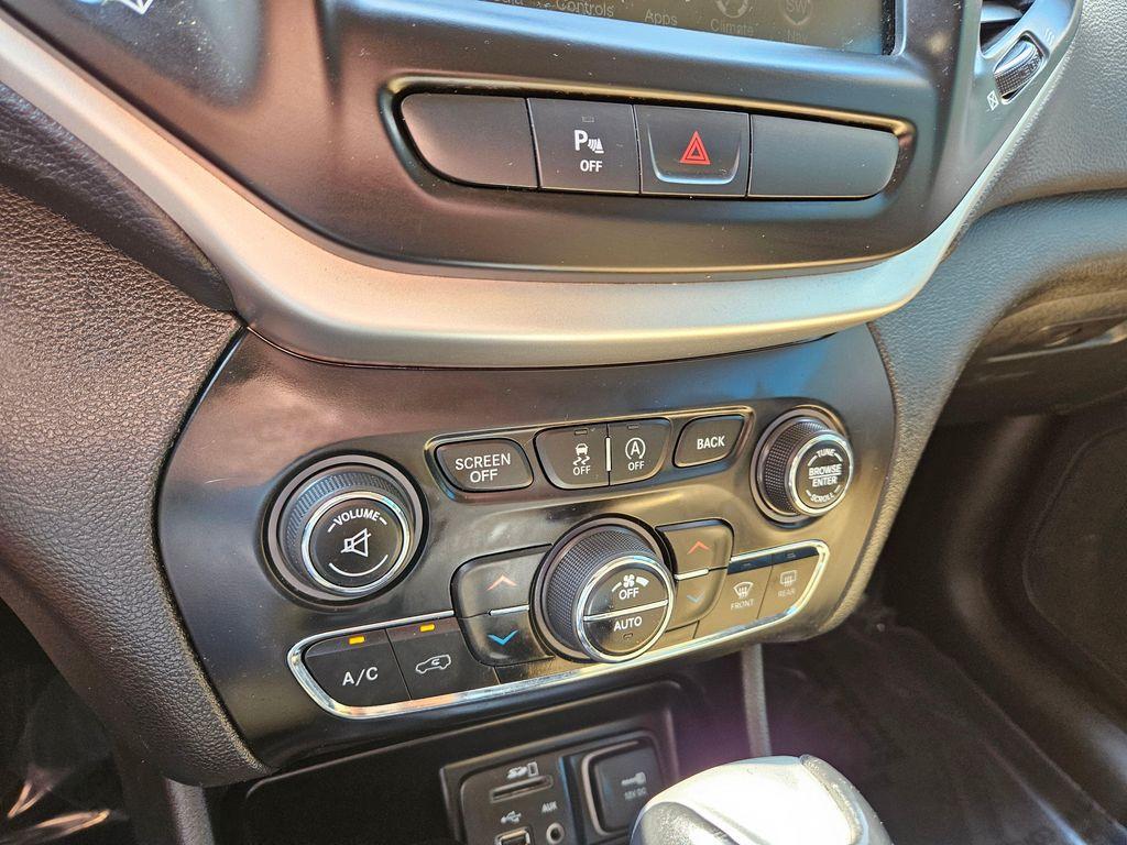 used 2016 Jeep Cherokee car, priced at $13,999