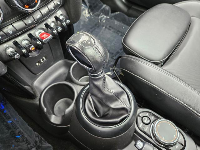 used 2018 MINI Hardtop car, priced at $15,499