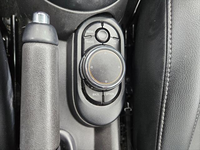 used 2018 MINI Hardtop car, priced at $15,499