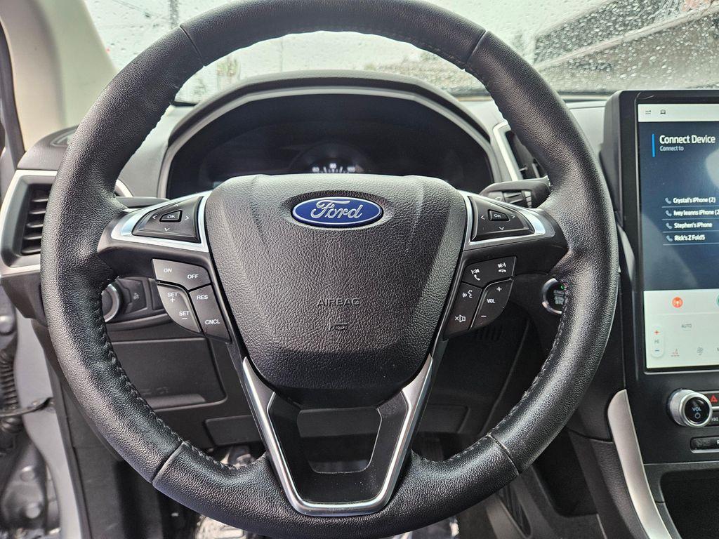 used 2022 Ford Edge car, priced at $17,999