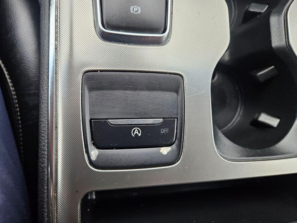 used 2022 Ford Edge car, priced at $17,999