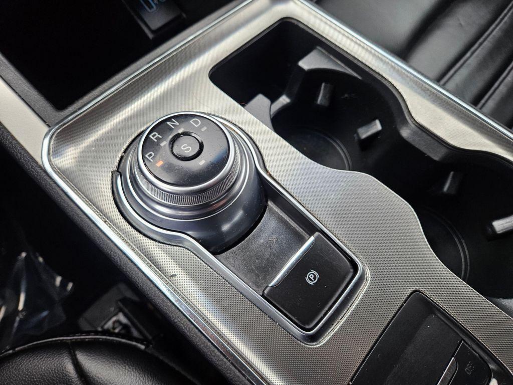 used 2022 Ford Edge car, priced at $17,999