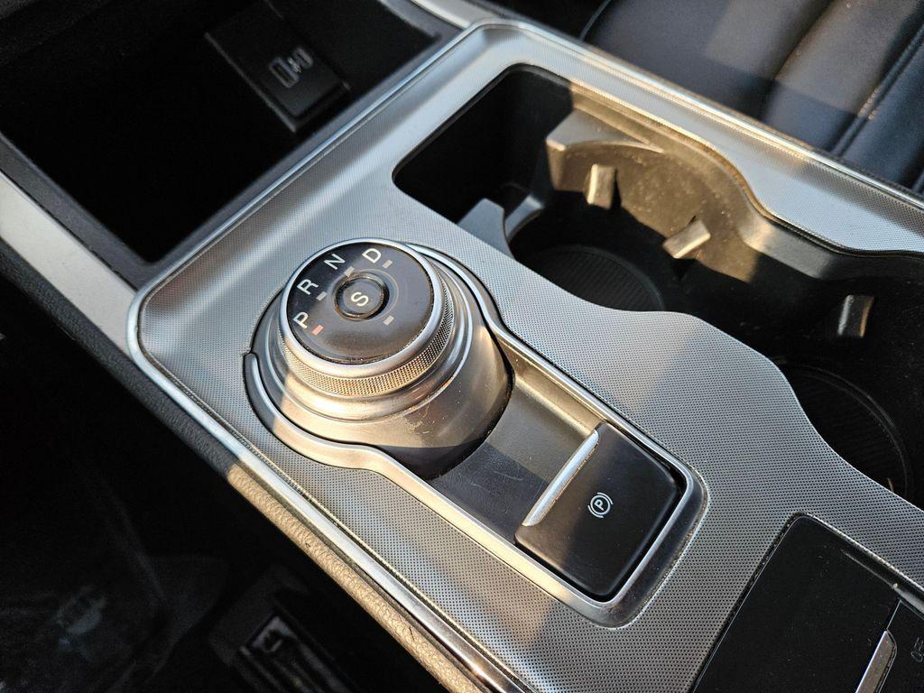 used 2022 Ford Edge car, priced at $16,999