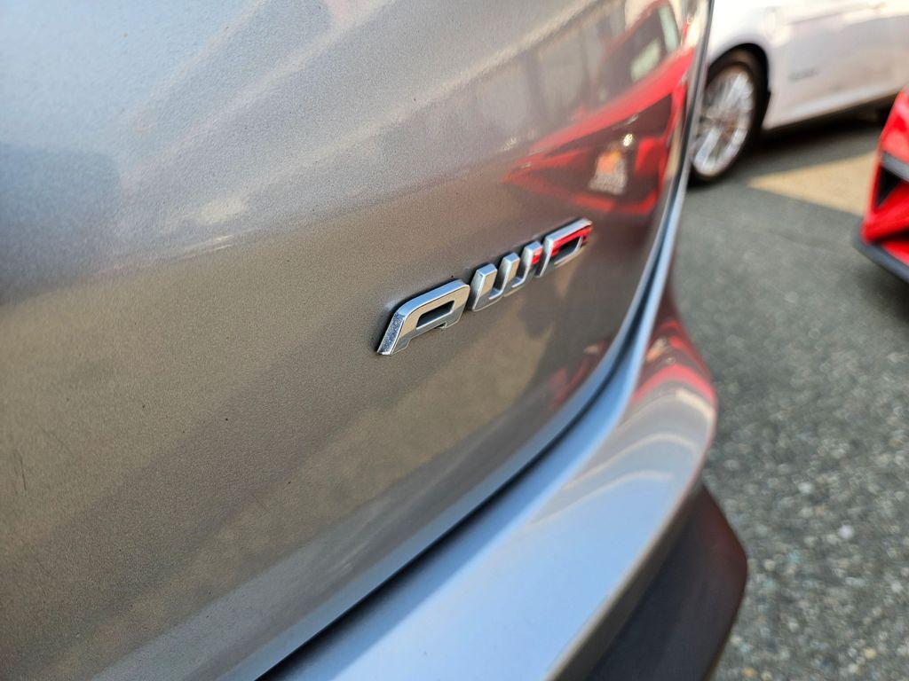 used 2022 Ford Edge car, priced at $16,999