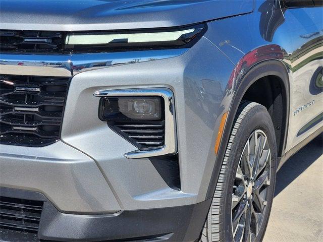 new 2026 Chevrolet Traverse car, priced at $45,015