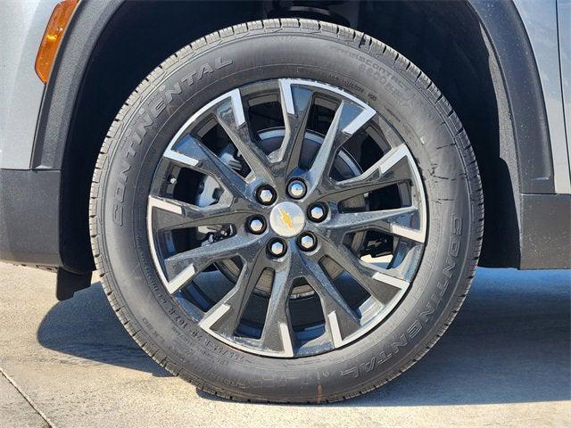 new 2026 Chevrolet Traverse car, priced at $45,015