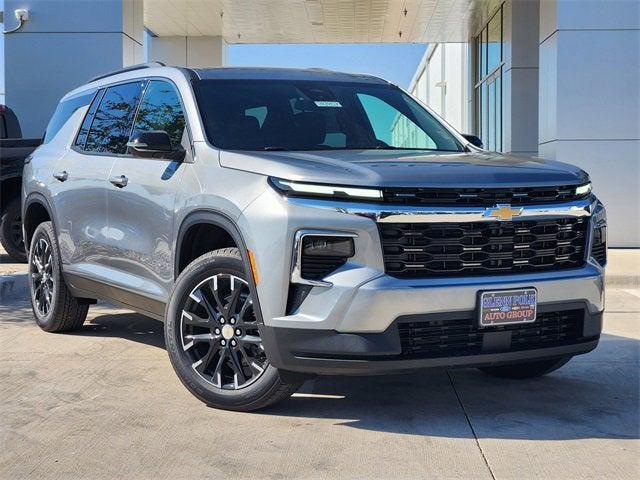 new 2026 Chevrolet Traverse car, priced at $45,015