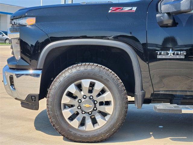 new 2025 Chevrolet Silverado 2500 car, priced at $69,400
