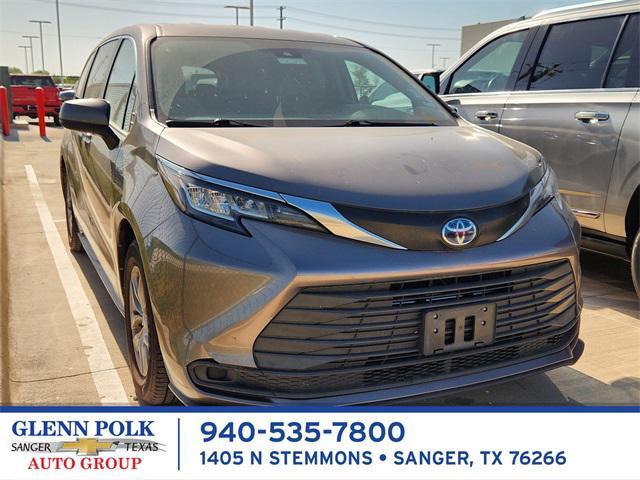 used 2022 Toyota Sienna car, priced at $33,250