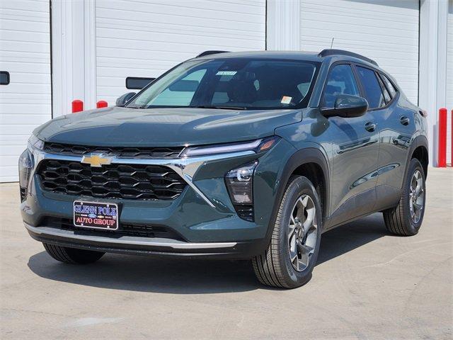 new 2025 Chevrolet Trax car, priced at $24,485