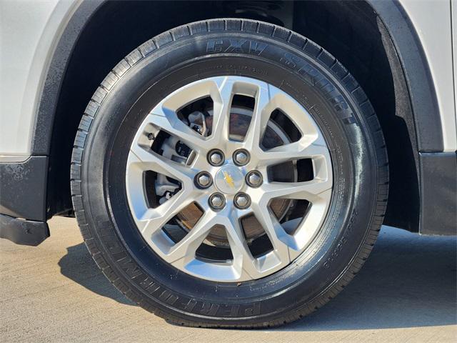 used 2021 Chevrolet Traverse car, priced at $23,450