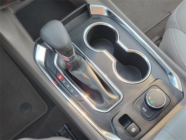 used 2021 Chevrolet Traverse car, priced at $23,450