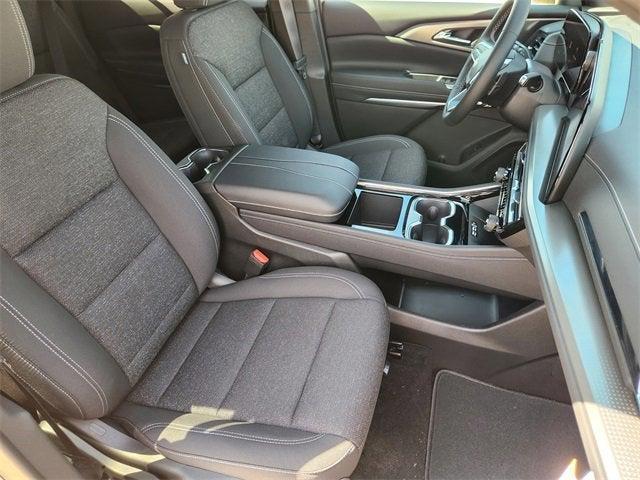 new 2025 Chevrolet Traverse car, priced at $43,195