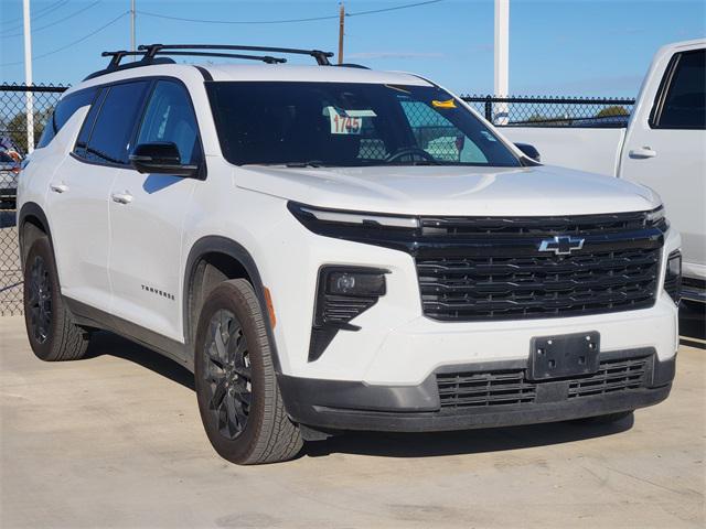 used 2025 Chevrolet Traverse car, priced at $38,250