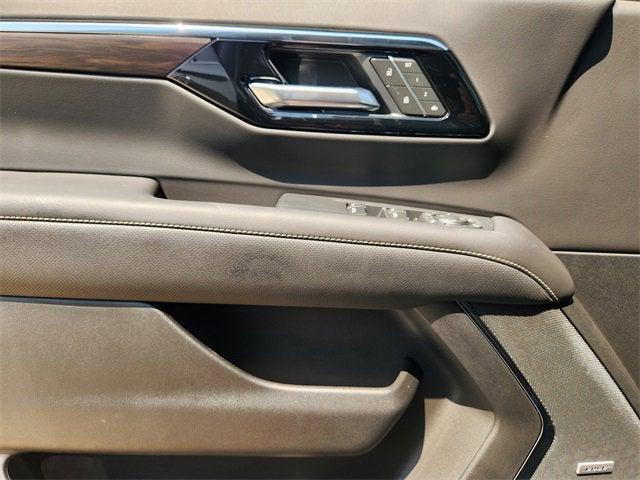 new 2025 Chevrolet Suburban car, priced at $77,545