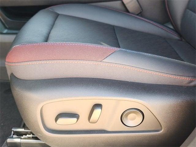 new 2025 Chevrolet Equinox car, priced at $32,385